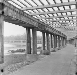 Pergola jesienną porą