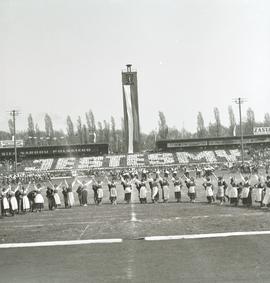 Próba przed pokazem gimnastycznym na Stadionie Olimpijskim