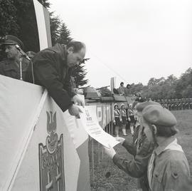 Uroczystość nadania imienia Hufcowi ZHP Krzyki