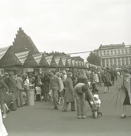 Targi turystyczne na pl. Wolności we Wrocławiu