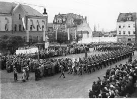 Odsłonięcie pomnika generała K. Świerczewskiego