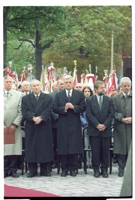 Uroczystość odsłonięcia i poświęcenia pomnika