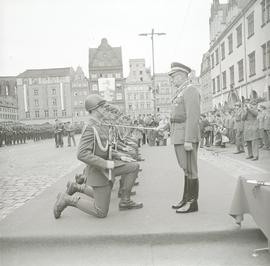 Uroczysta promocja absolwentów Wyższej Szkoły Oficerskiej Wojsk Zmechanizowanych im. Tadeusza Koś...