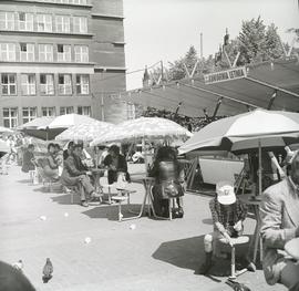 Kawiarnia letnia na pl. Solnym we Wrocławiu